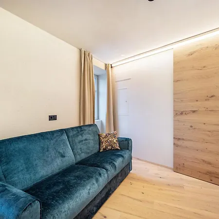 Avia Living Elisabeth Apartment *